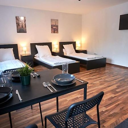 Mivano-Apartments *Netflix *Zentral *Wifi سيل المظهر الخارجي الصورة