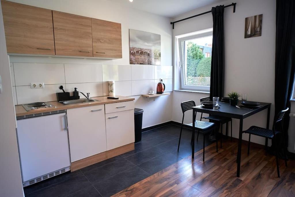 Mivano-Apartments *Netflix *Zentral *Wifi سيل المظهر الخارجي الصورة